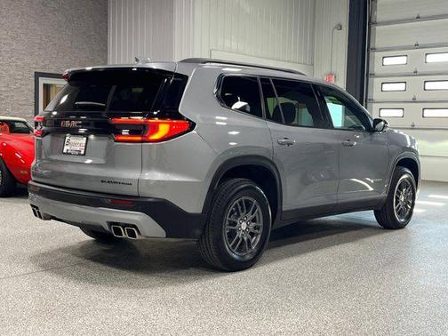 2025 GMC Acadia AWD Elevation
