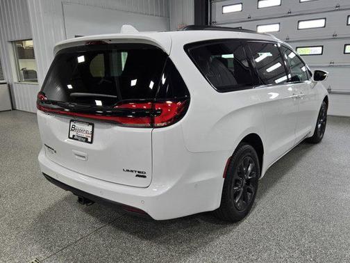 2021 Chrysler Pacifica Limited