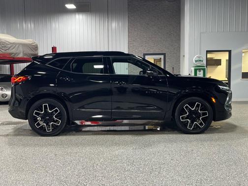 Black 2023 Chevrolet Blazer RS