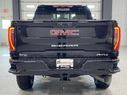 2026 GMC Sierra 2500 AT4