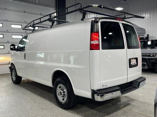 2020 GMC Savana 2500 Work Van