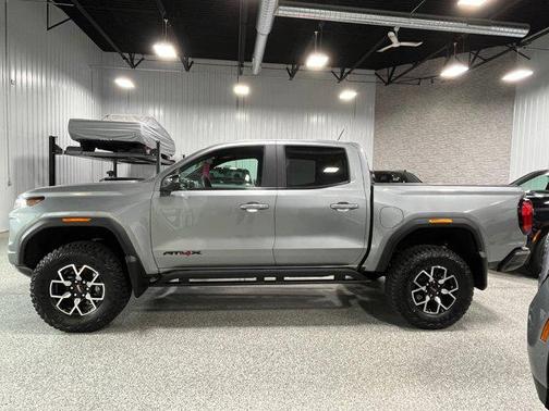 2023 GMC Canyon AT4X