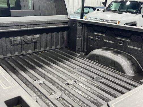 2025 GMC Sierra 2500 SLT