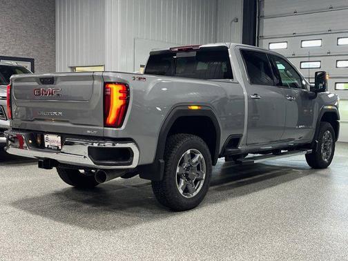 2025 GMC Sierra 2500 SLT