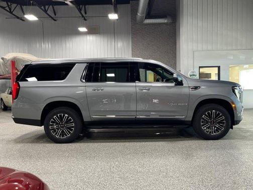 2025 GMC Yukon XL 4WD Elevation
