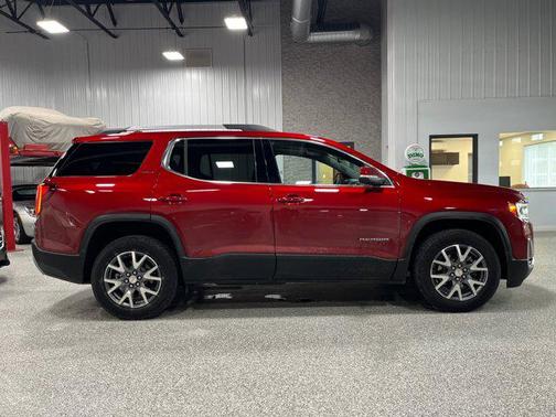 2023 GMC Acadia AWD SLT