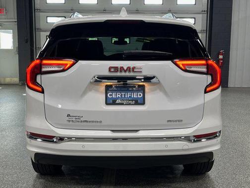 2022 GMC Terrain Denali