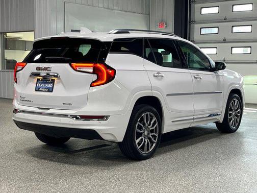 2022 GMC Terrain Denali