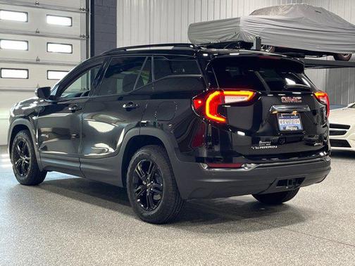 2024 GMC Terrain AWD AT4