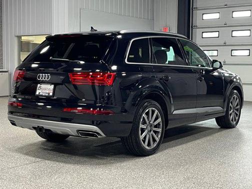 2019 Audi Q7 45 Premium Plus