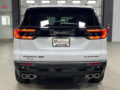 2026 GMC Acadia Elevation AWD