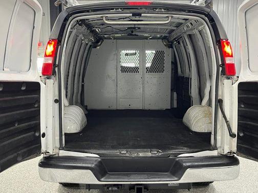 2020 Chevrolet Express 2500 RWD 2500 Regular Wheelbase WT