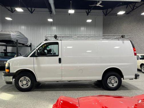 2020 Chevrolet Express 2500 RWD 2500 Regular Wheelbase WT