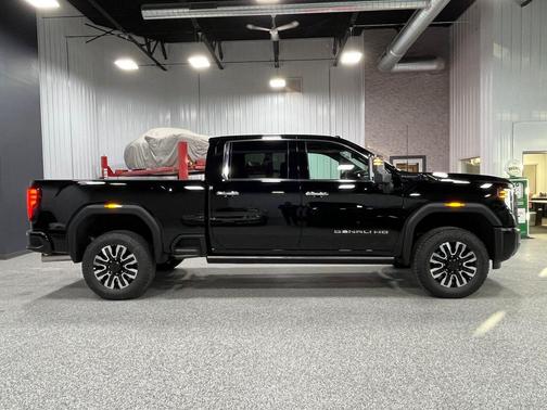 Onyx Black 2026 GMC Sierra 3500 Denali