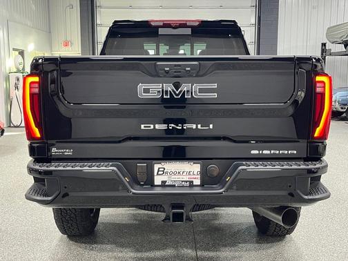 Onyx Black 2026 GMC Sierra 3500 Denali