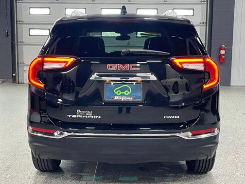 Ebony Twilight Metallic 2022 GMC Terrain SLT