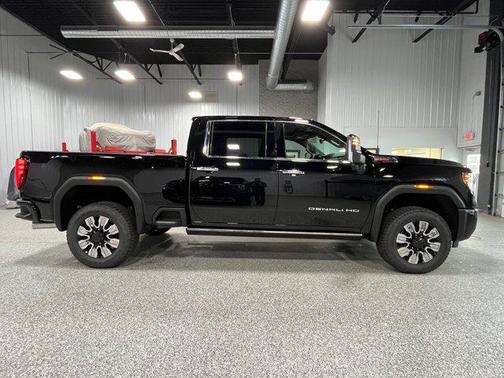2025 GMC Sierra 3500 Denali