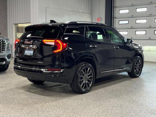 2022 GMC Terrain Denali
