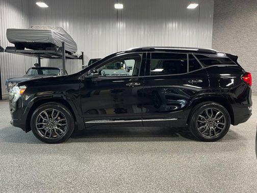 2022 GMC Terrain Denali
