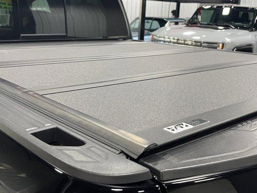 2023 GMC Canyon AT4X