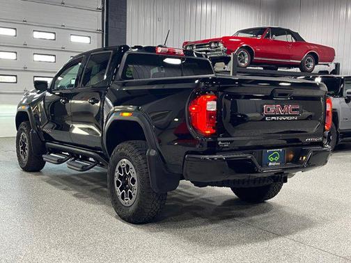 2023 GMC Canyon AT4X