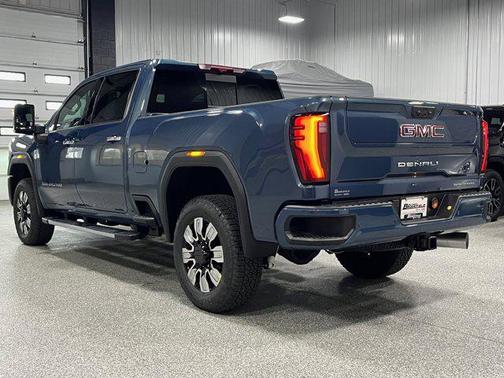 2025 GMC Sierra 2500 Denali