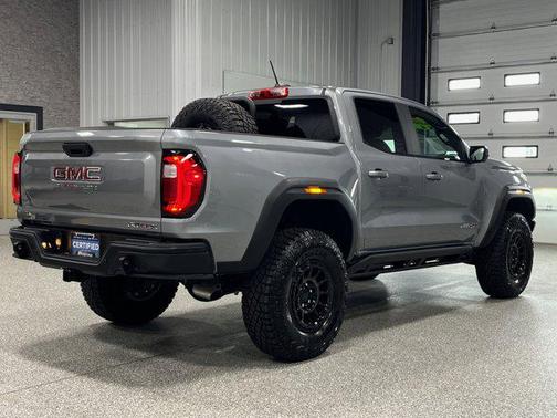 2024 GMC Canyon AT4X