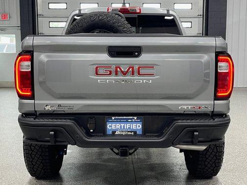 2024 GMC Canyon AT4X