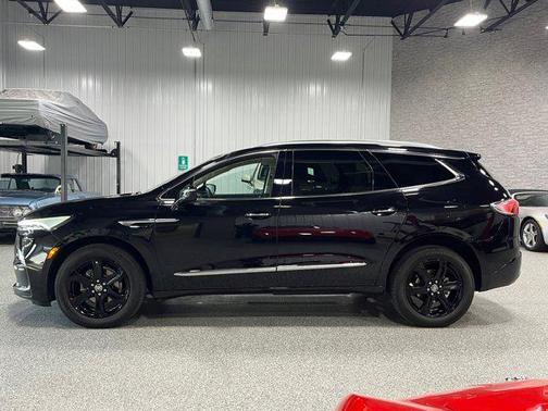 2023 Buick Enclave Essence AWD
