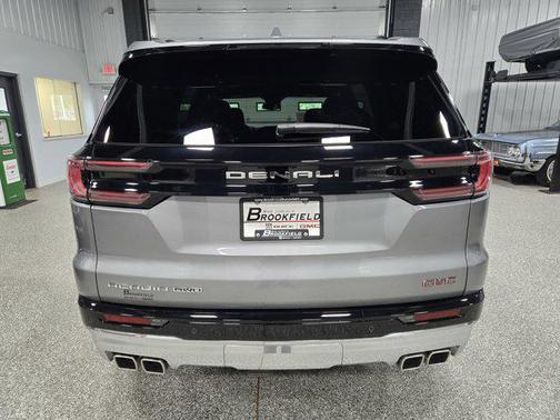 2025 GMC Acadia Denali