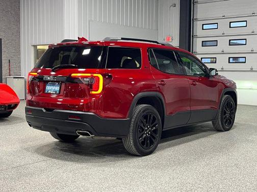 2023 GMC Acadia AWD SLT