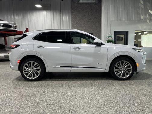 Iridescent White Tricoat 2026 Buick Envision Avenir AWD