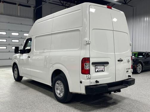 Glacier White 2014 Nissan NV Cargo NV3500 HD S V8