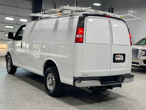 2020 Chevrolet Express 2500 RWD 2500 Regular Wheelbase WT