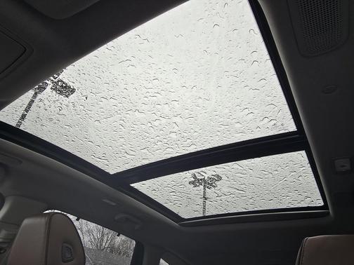 Platinum White Pearl 2026 Acura MDX Advance Package