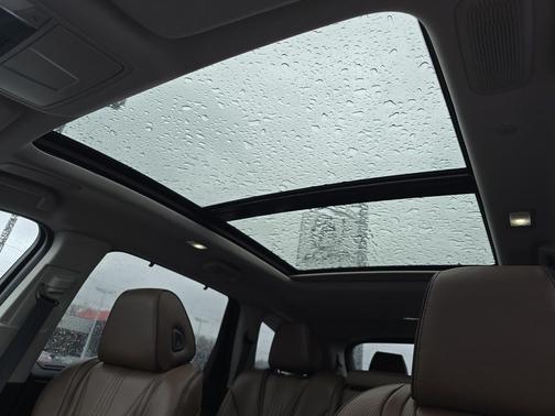 Liquid Carbon Metallic 2026 Acura MDX Advance Package