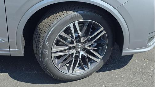Platinum White Pearl 2026 Acura MDX Advance Package