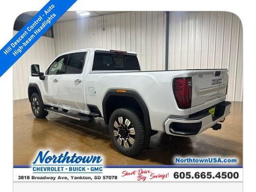 Glacier White Tricoat 2026 GMC Sierra 2500 Denali