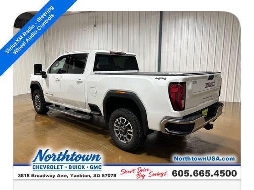 Summit White 2023 GMC Sierra 2500 SLE