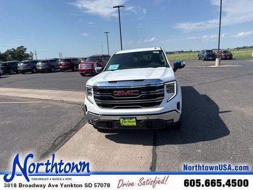 2025 GMC Sierra 1500 SLT