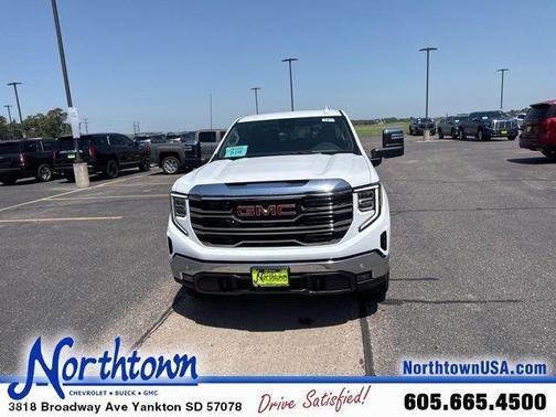 2025 GMC Sierra 1500 SLT
