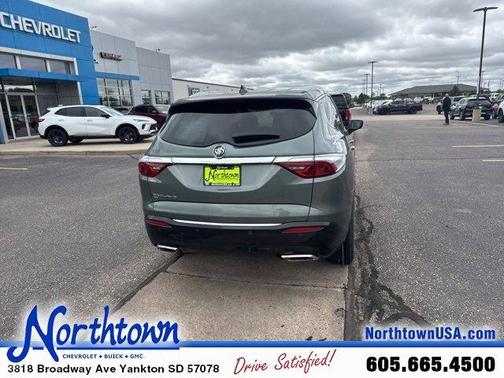 2022 Buick Enclave Essence