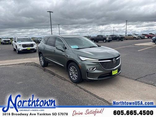 2022 Buick Enclave Essence