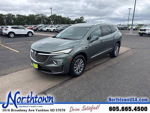 2022 Buick Enclave Essence