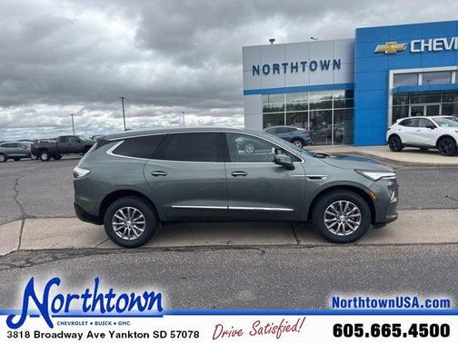 2022 Buick Enclave Essence