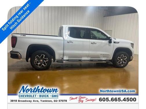 Glacier White Tricoat 2026 GMC Sierra 1500 SLT