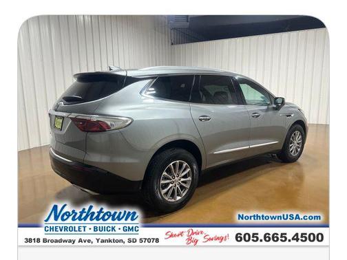 2023 Buick Enclave Essence AWD