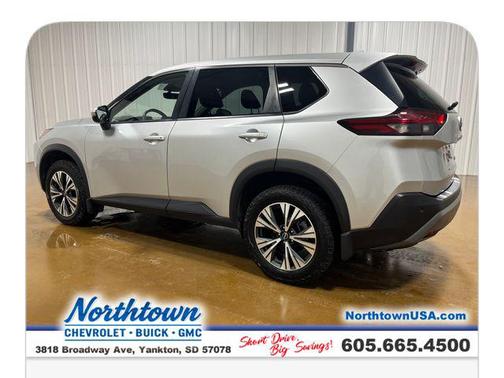Brilliant Silver Metallic 2023 Nissan Rogue SV