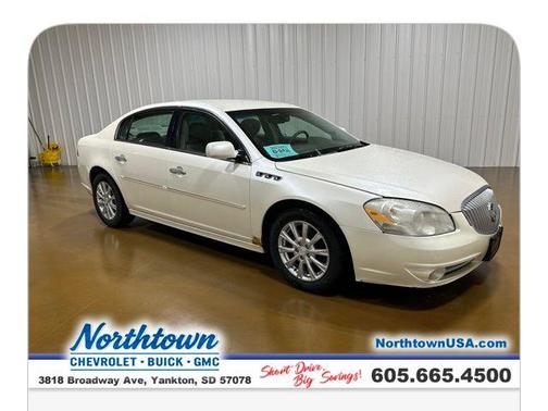 White Diamond Tricoat 2011 Buick Lucerne CXL