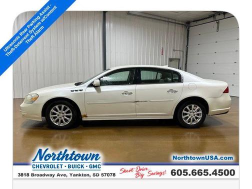 White Diamond Tricoat 2011 Buick Lucerne CXL